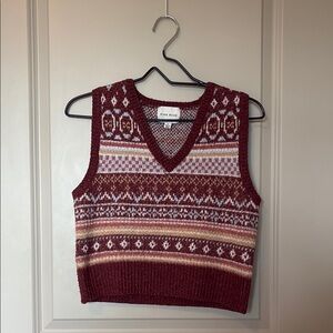 Patterned Women’s Sweater Vest